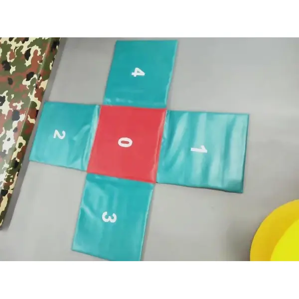 ক্রস জাম্প ম্যাট